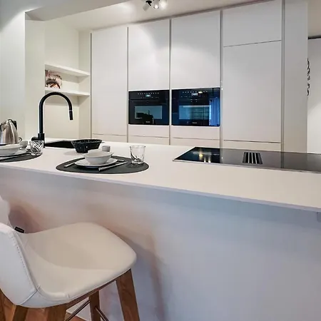 Gorgeous In With Kitchen Ostend